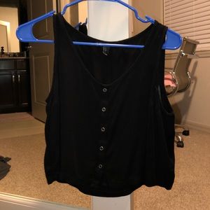 Black button up cropped tank